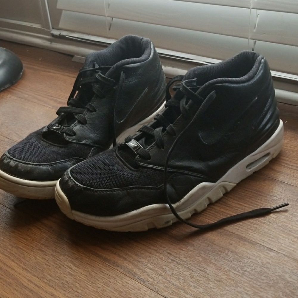 Nike air entertrainer